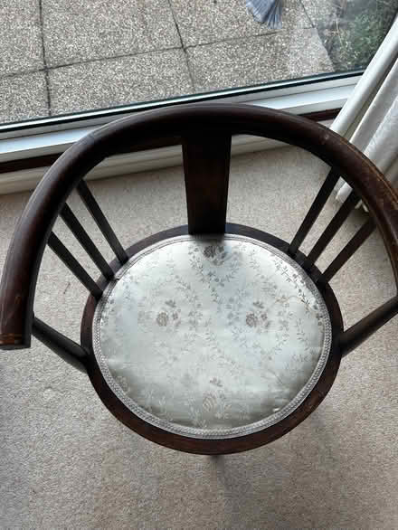 Photo of free Edwardian antique chair (Woodley RG5) #2