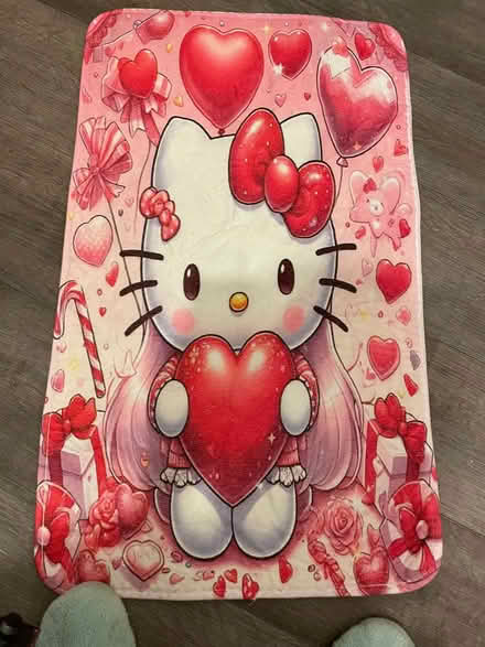 Photo of free Hello kitty rug (Wandsworth SW18) #1