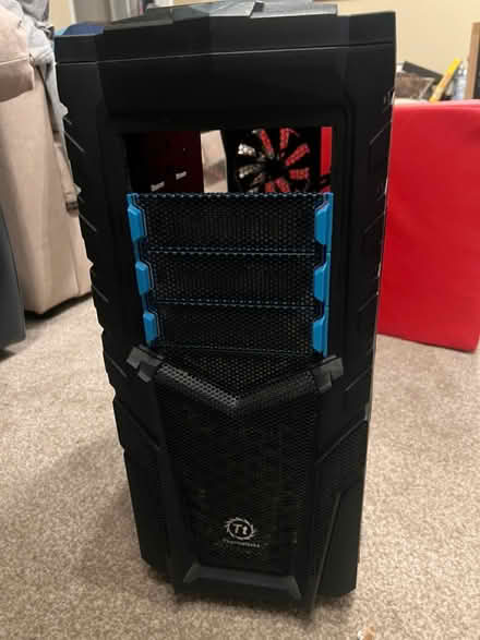 Photo of free Thermaltake ATX PC Case (Yorktown Heights) #1