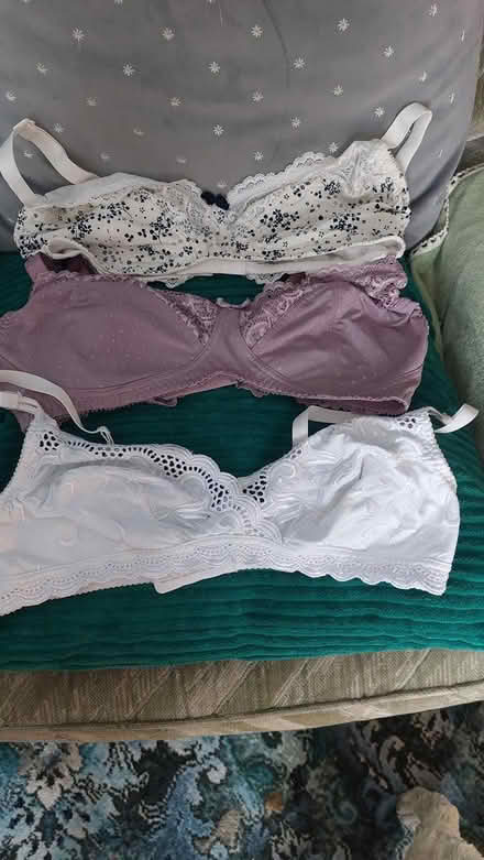 Photo of free (pack 5) x3 wired bras size 38c (dorset BH12) #1