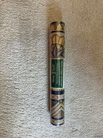 Photo of free Wall paper border (Wood Green N22) #1