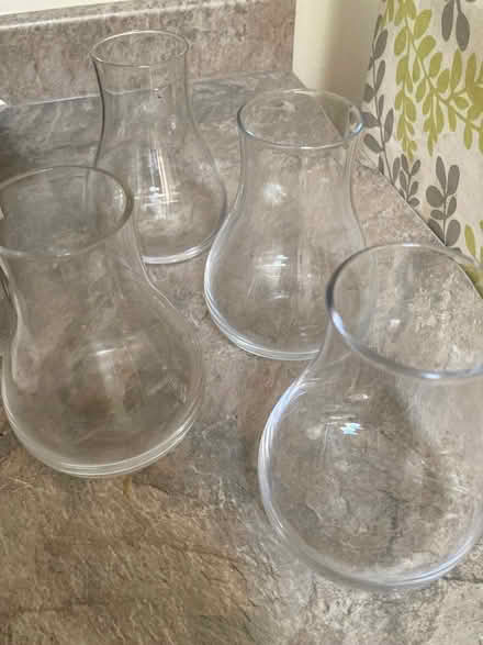 Photo of free 4 small glass vases (Pannal HG2) #1