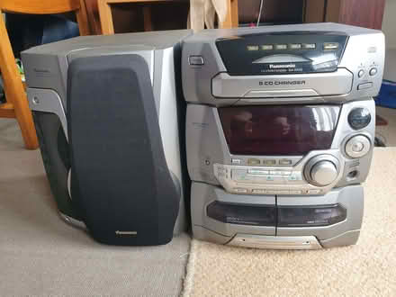Photo of free Stereo & speakers (St Leonards TN38) #1