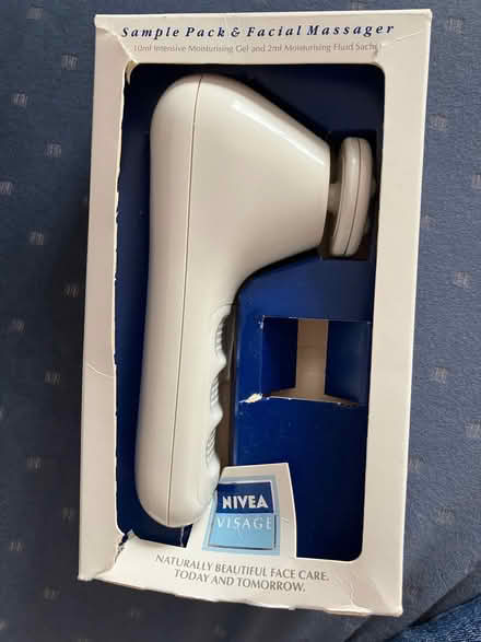 Photo of free Facial massager (Bilton HG1) #1