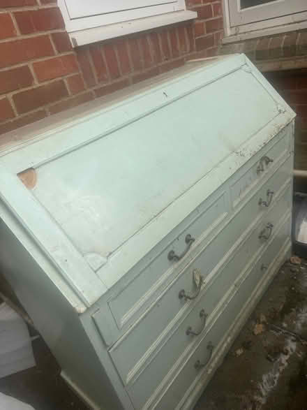 Photo of free Desk with bookcase above. (Summertown OX2) #2