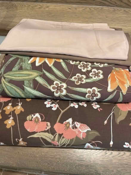 Photo of free 2 x RETRO single bed duvet covers (St Albans AL3) #1
