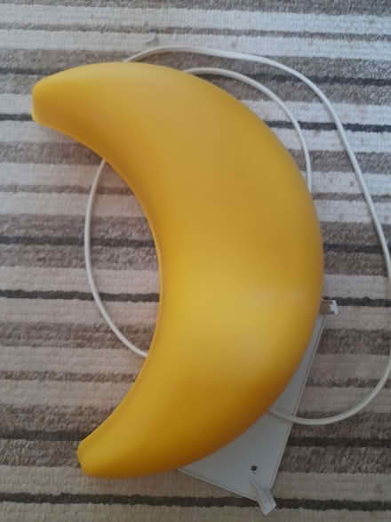 Photo of free Kids wall light (Woodgate B32) #1