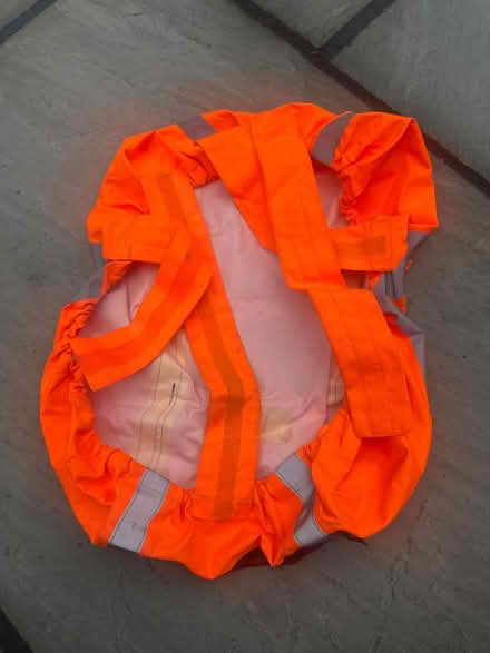 Photo of free reflective backpack cover (Altrincham WA14) #2