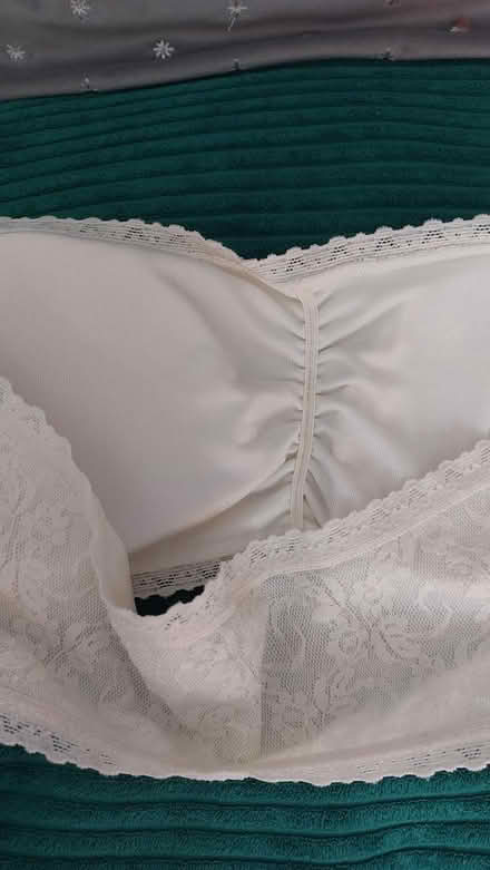 Photo of free (pack 8) strapless bra size large (dorset BH12) #3
