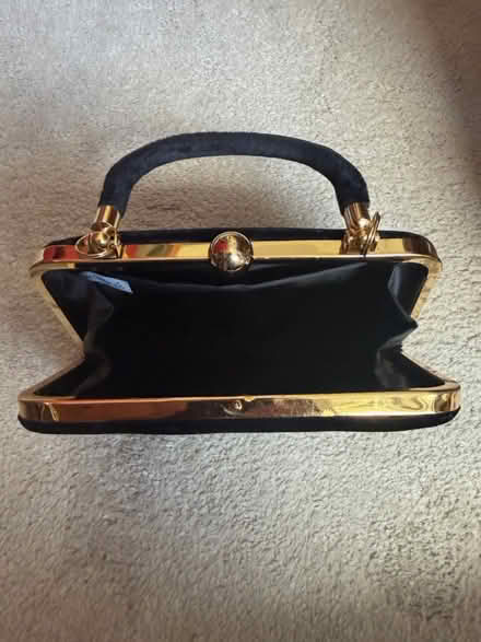 Photo of free Black purse bag (Wood Green N22) #3