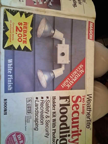 Photo of free weathertite Security Floodlights (Bethesda) #1
