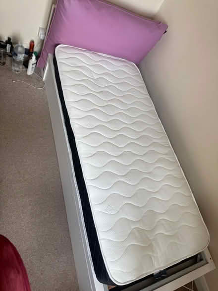 Photo of free Single bed with pull out bed. (Harlesden NW10) #2