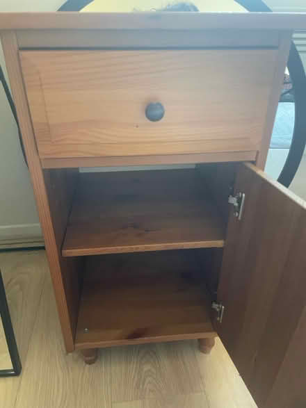 Photo of free Bed side cabinet (New Cross) #2