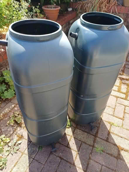 Photo of free X2 slim water butts 100L (BIRMINGHAM Northfield B31) #2