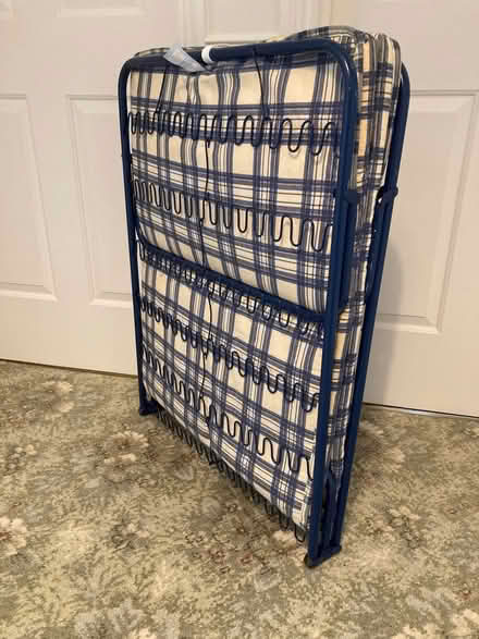 Photo of free Folding Guest Bed (Upper Pickwick SN13) #1