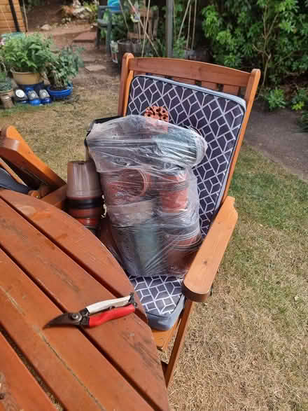 Photo of free Bag of plant pots (Dy6 wallheath DY6) #1