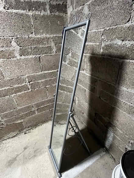 Photo of free Free standing mirror (Fairfield Park BA1) #2