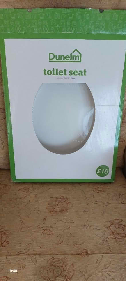 Photo of free Toilet seat (Horsham RH12) #1