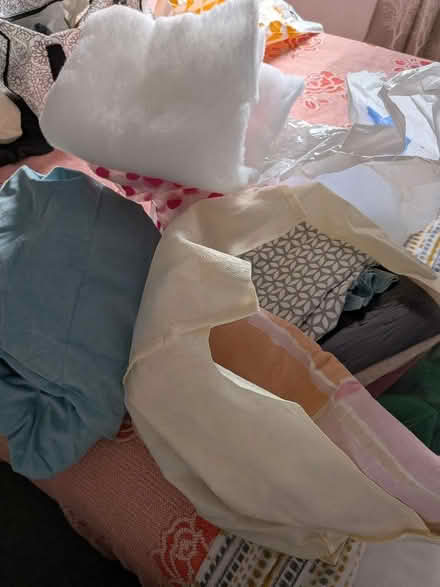 Photo of free Fabric remnants, felt and wadding (Broomridge FK7) #1