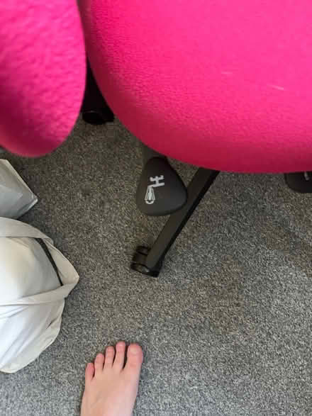 Photo of free Desk chair (Rainworth NG21) #3