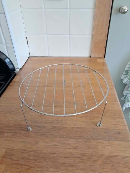 Photo of free Metal grill rack for microwave oven. (Greenstead Green CO9) #1