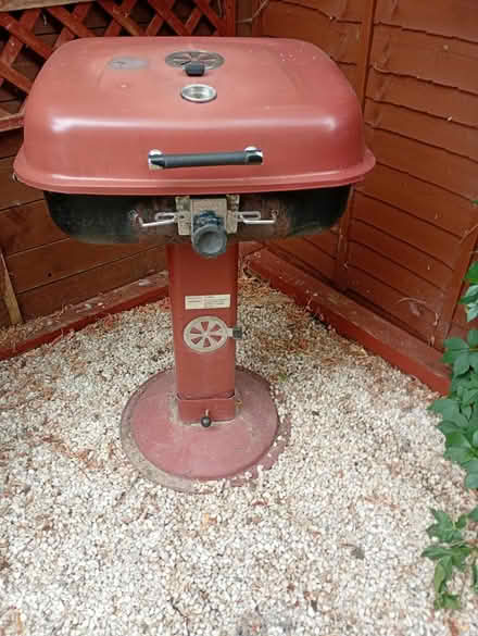 Photo of free Old BBQ (Didcot OX11) #1
