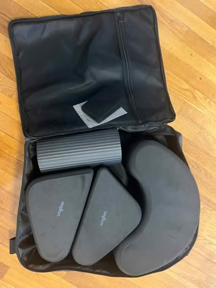Photo of free Meditation Cushion Seat and Blocks (upper west side) #1