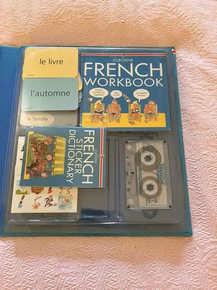 Photo of free UNUSED Usborne French for Beginners for Children (Weston Park BA1) #3