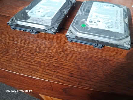 Photo of free Couple of 500GB SATA hard drives (Woodlands TW7) #2