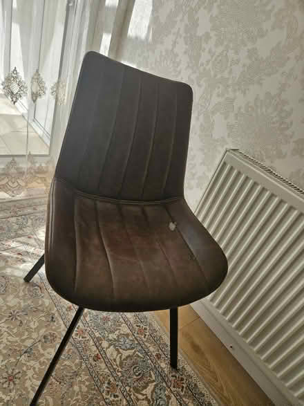 Photo of free Dining chair (Tw166jp) #1