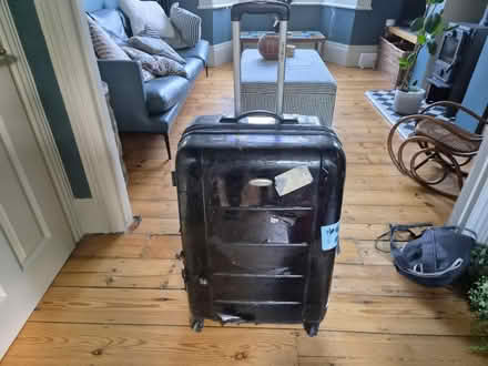 Photo of free Wheeled suitcase (Clapton E5) #2