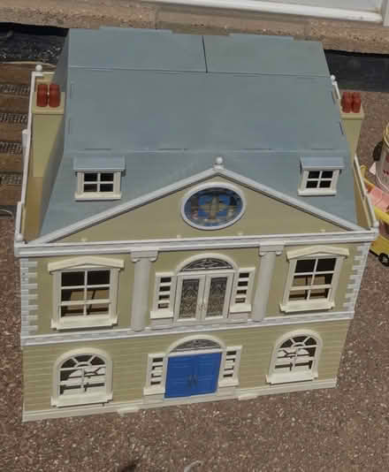 Photo of free Sylvanian Families hotel (Wooburn Green HP10) #1