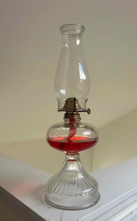 Photo of free Vintage Clear Glass Eagle Lamp (Sir Francis Drake near Redhill) #2