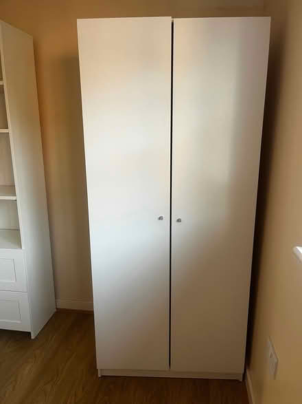 Photo of free Double ward robe (Thame OX9) #2