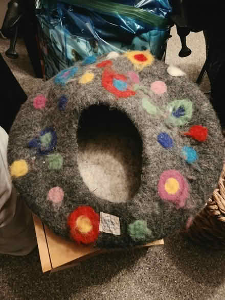Photo of free Wool cat bed (Glenview near Northbrook) #2