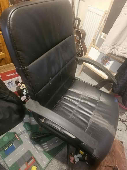 Photo of free Office chair (Oswestry SY11) #4