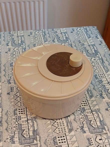 Photo of free Salad spinner (Hampsthwaite HG3) #2