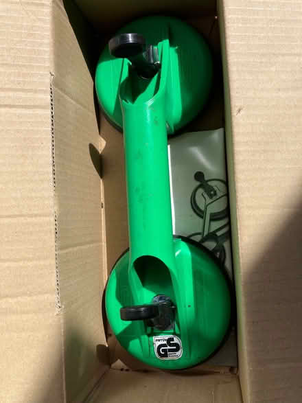 Photo of free glass lifter (Fawley OX12) #1