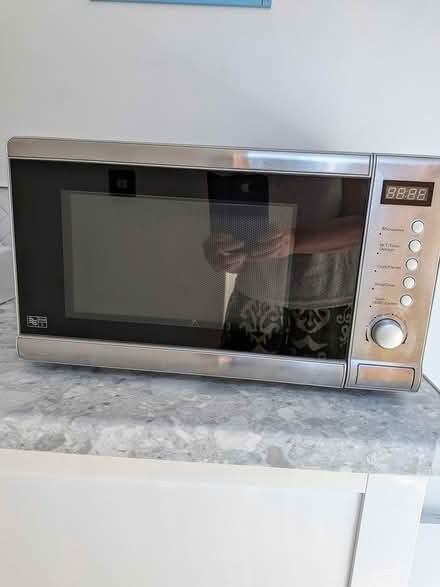 Photo of free Microwave (Hoddesdon EN11) #1