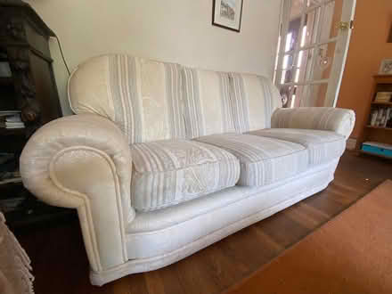 Photo of free Sofa (Close to Knole Academy TN13) #3