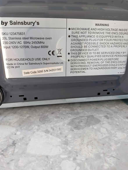 Photo of free Microwave (Hoddesdon EN11) #3
