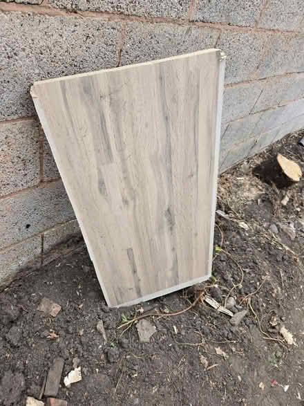 Photo of free Worktop offcut (B236na) #1