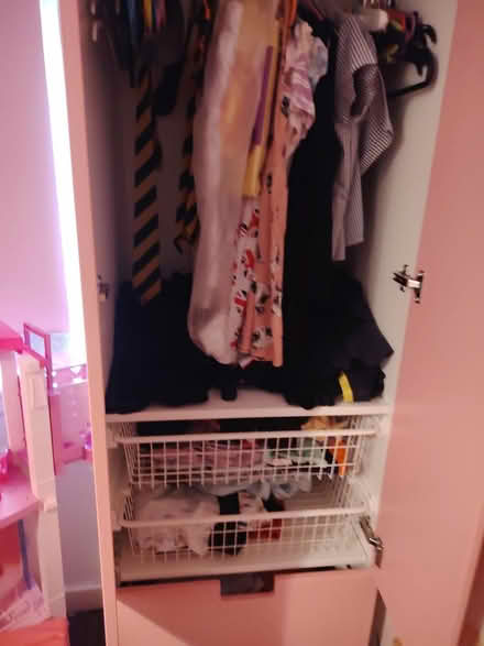 Photo of free Girls bedroom furniture (Rutherglen G73) #4