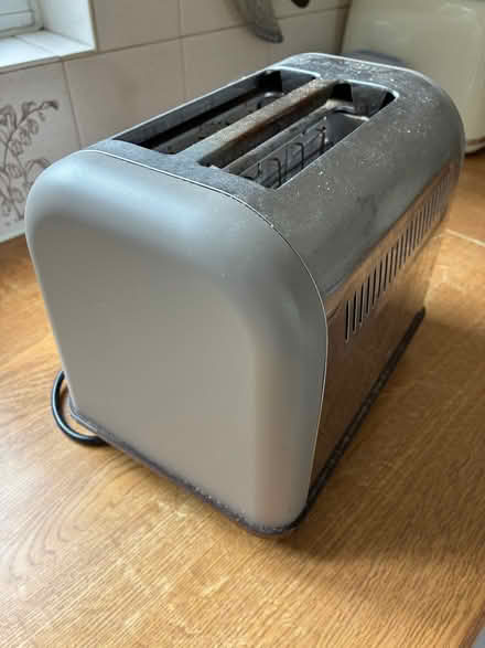 Photo of free Morphy Richards toaster (Greenbank CW8) #4