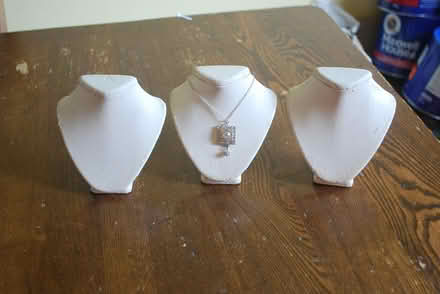 Photo of free Jewelry display busts (gatineau ave & de bourgogne st) #3