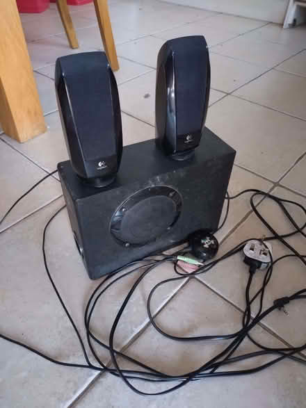 Photo of free Pc speakers (Barton OX3) #1