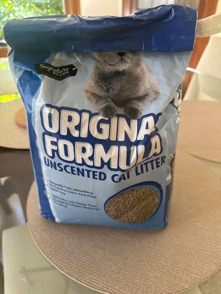 Photo of free Bag of Kitty Litter (Capitol Hill) #1