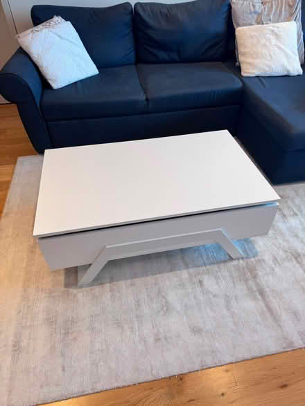 Photo of free White coffee table with lift table top (islington EC1V) #1