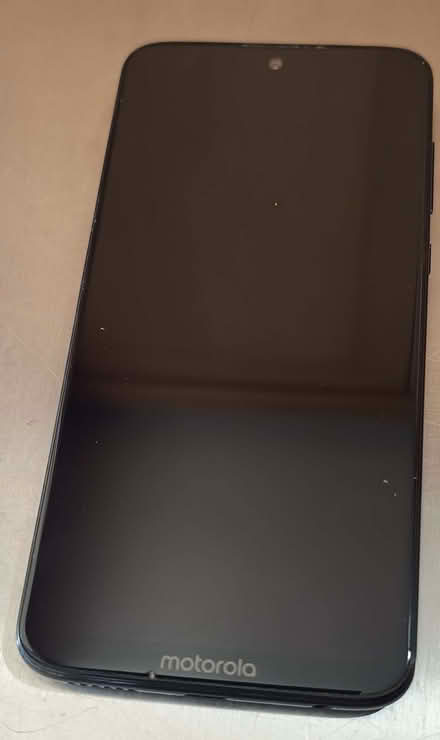 Photo of free Mobile phone (Finchampstead RG40) #2