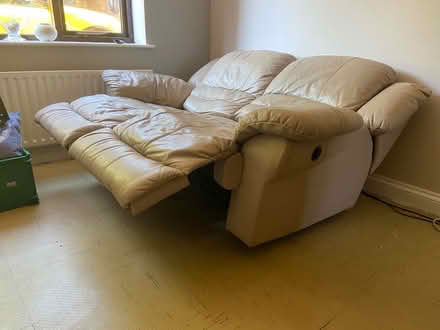 Photo of free Electric reclining 2seater leather settee (Golden Green TN11) #3